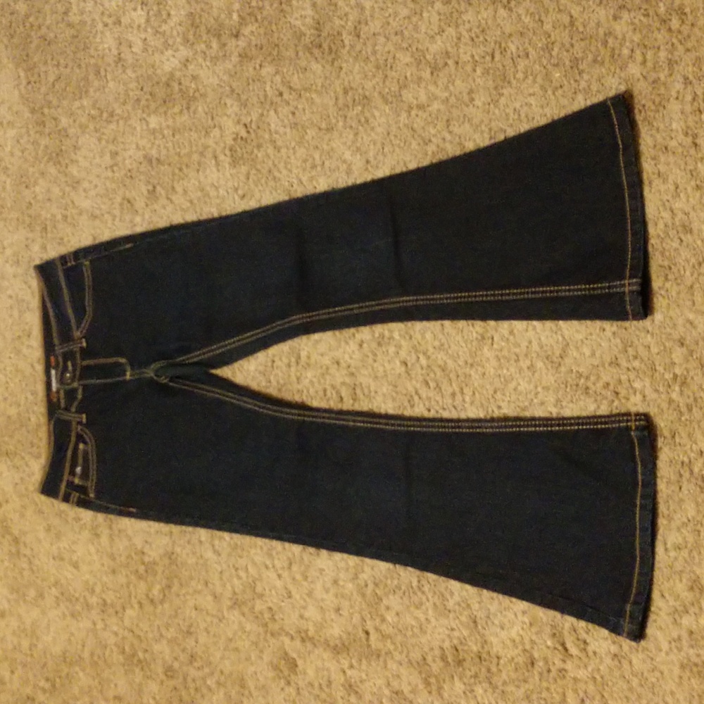Jeans - Picture 1 of 6